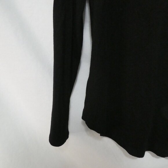 ADDITION ELLE | 1X | Classic Black Long Sleeve Pullover V-Neck Top - Picture 12 of 14